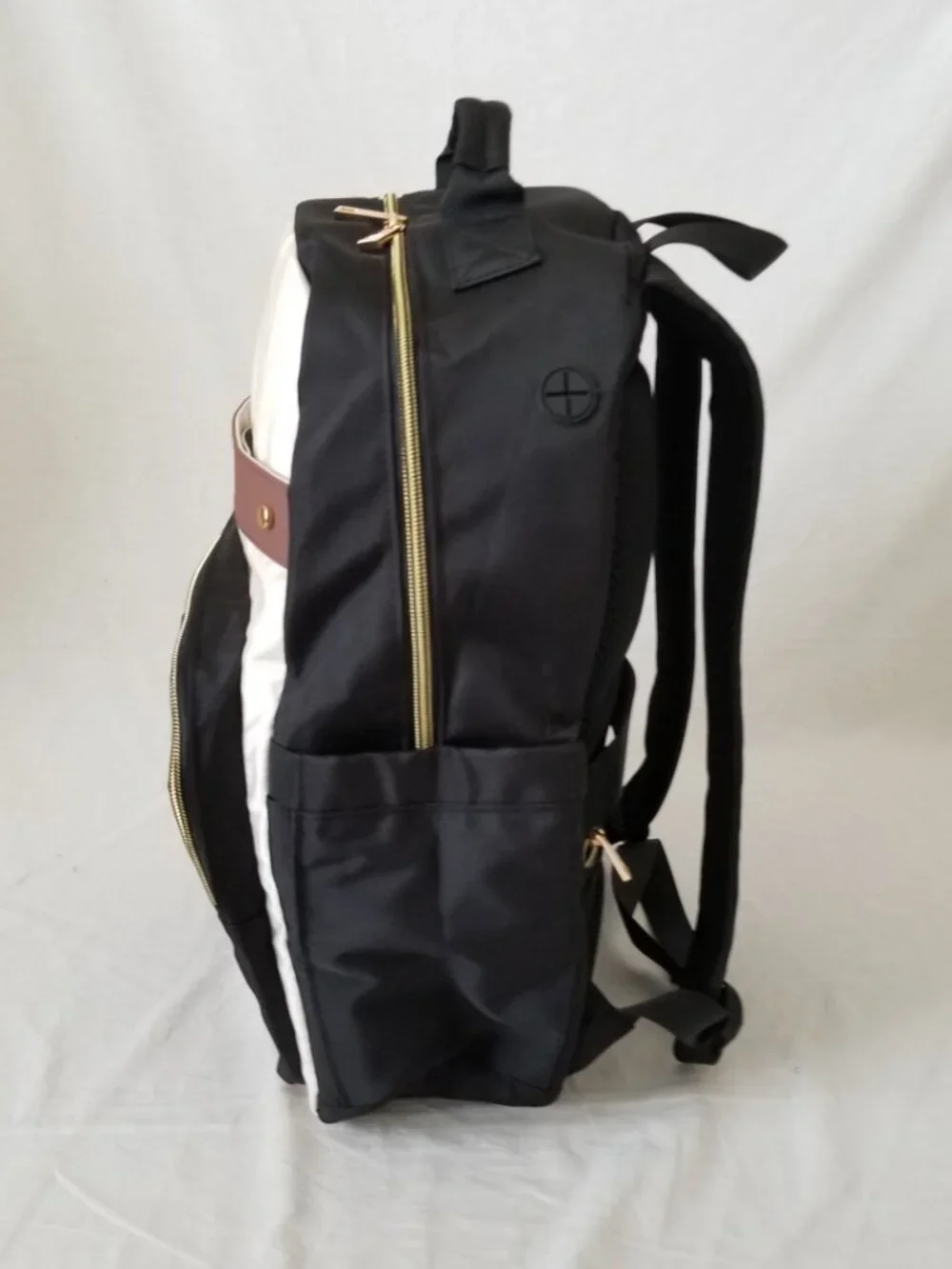 NWT! 26L Laptop Backpack w/Luggage Strap, Anti-Theft, Bottle Pockets, Gold Hdwr